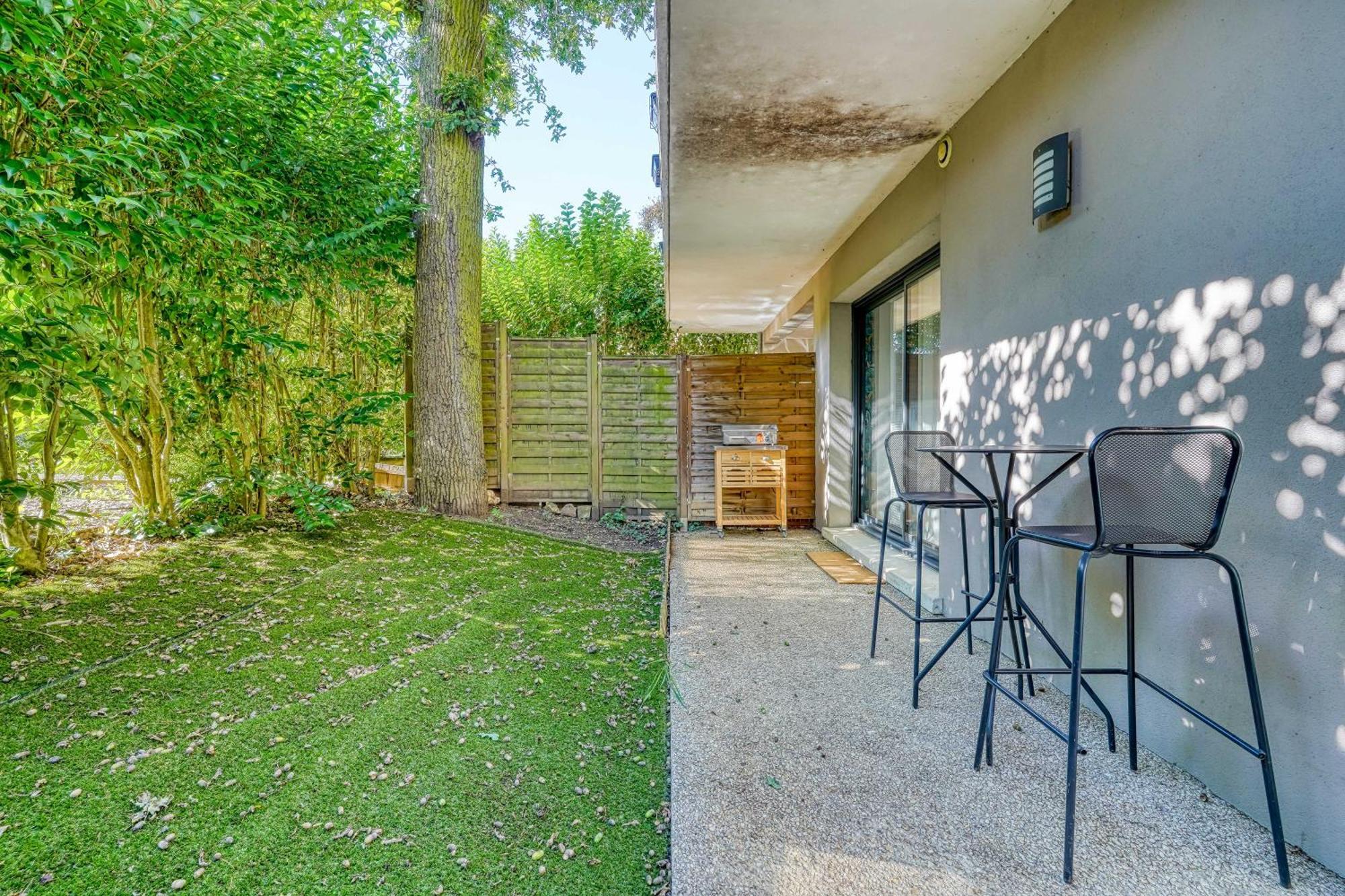 Superbe Studio Avec Terrasse Brunoy Exterior foto